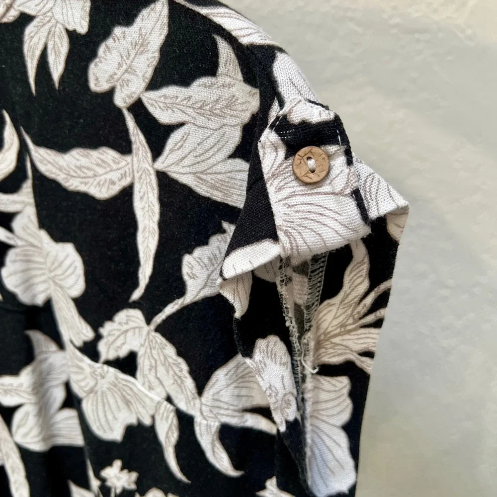 Joie De Vivre Womens XL Black White Floral Smocked Hem Linen Blend Blouse Top